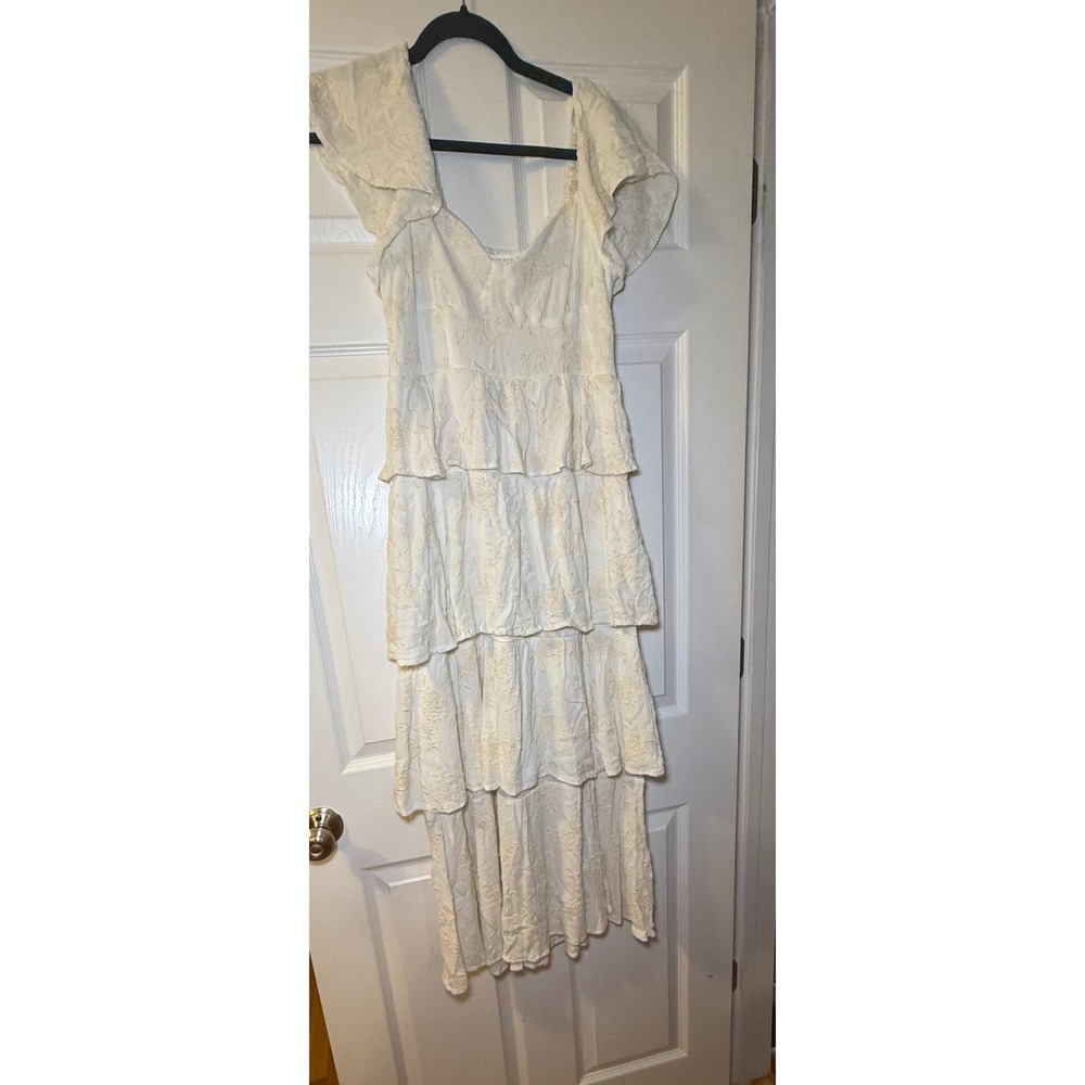 Altar'd State Dress Womens L White Floral Embroidered Tiered Maxi Bridal